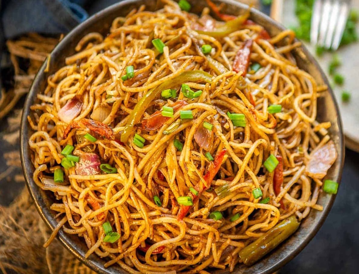 Veg Chowmein with Paneer