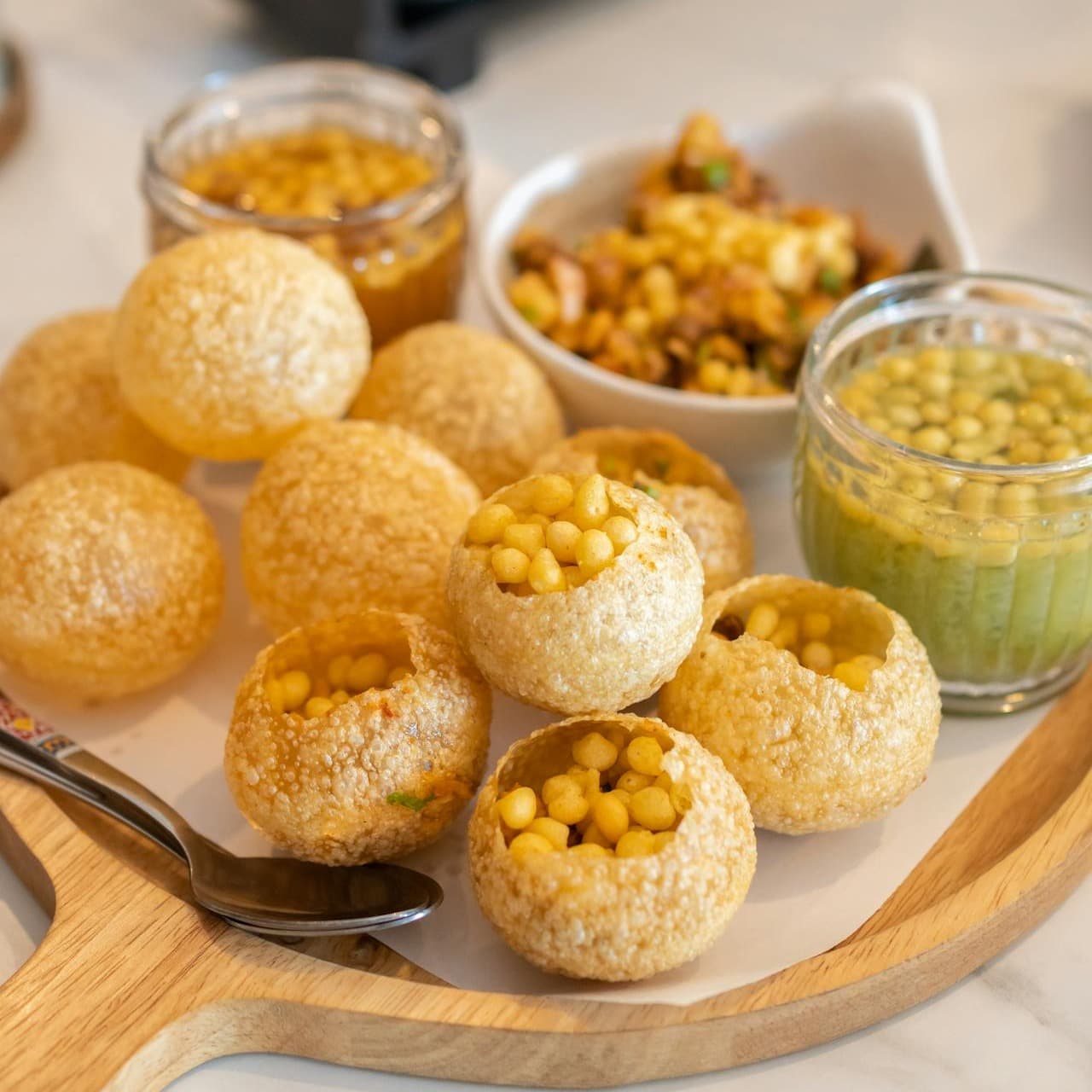 5-Step Pani Puri Recipe with Boondi and Mint Chutney: Quick, Easy, and Delicious