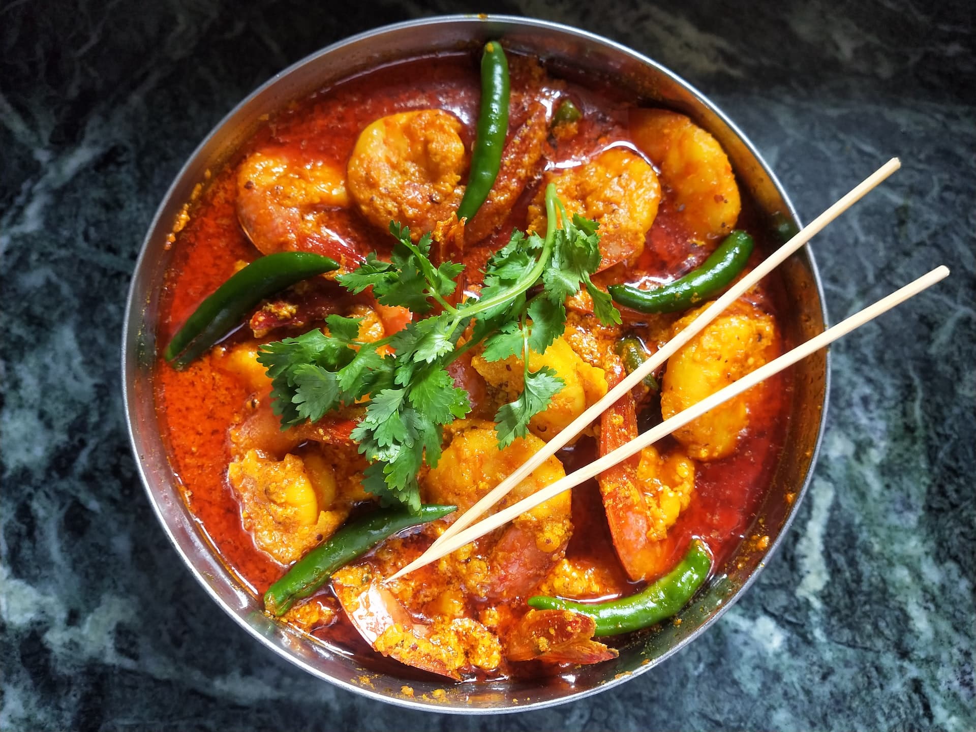 Delicious and Flavorful Indian-Style Shrimp Curry