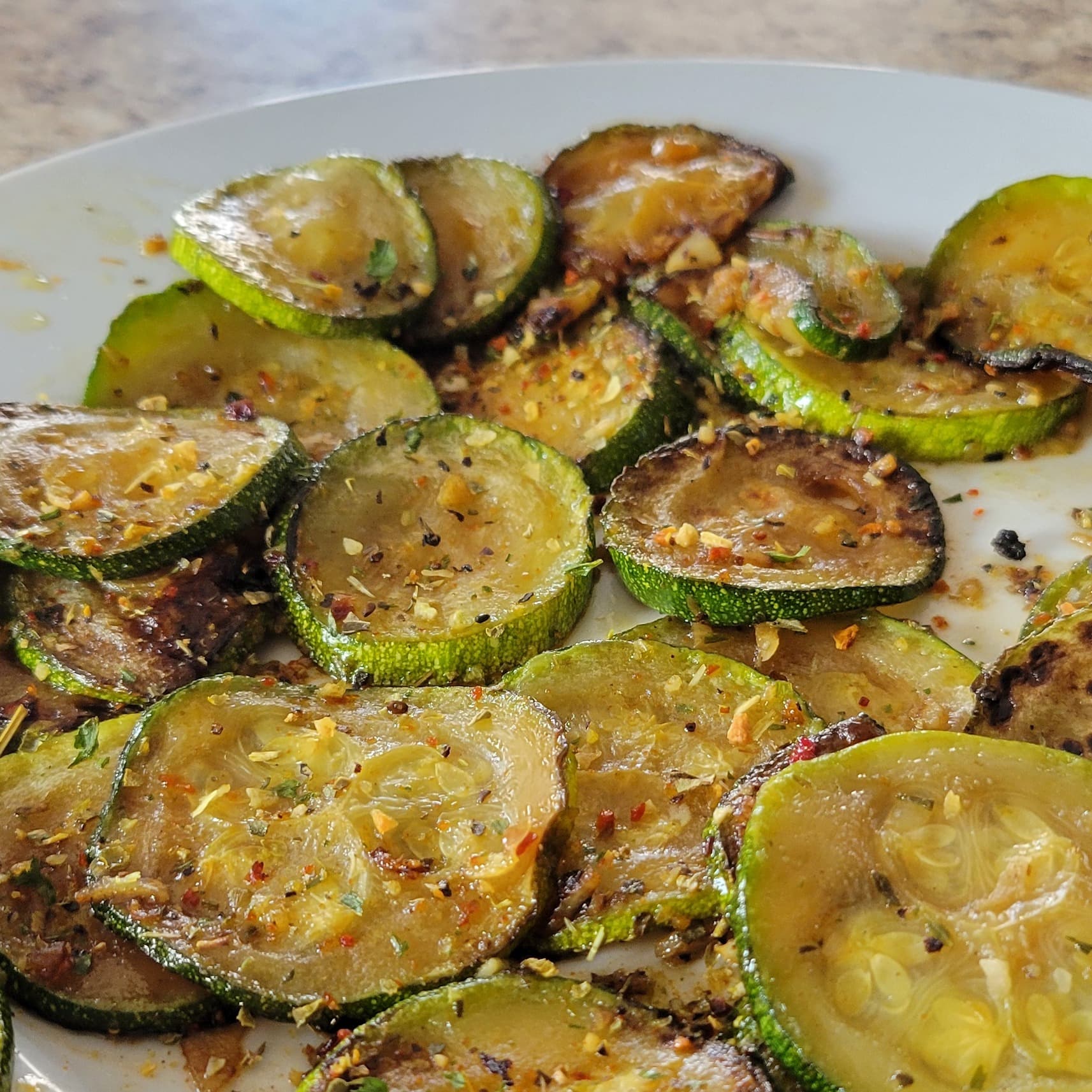 Crispy Pan-Fried Zucchini: Easy and Delicious Recipe for a Healthy Side Dish