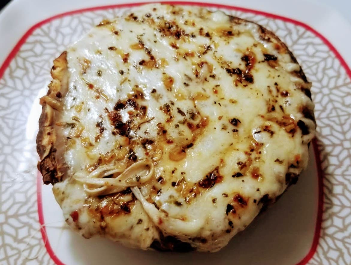 Cheesy Pan fried Portobello Mushrooms